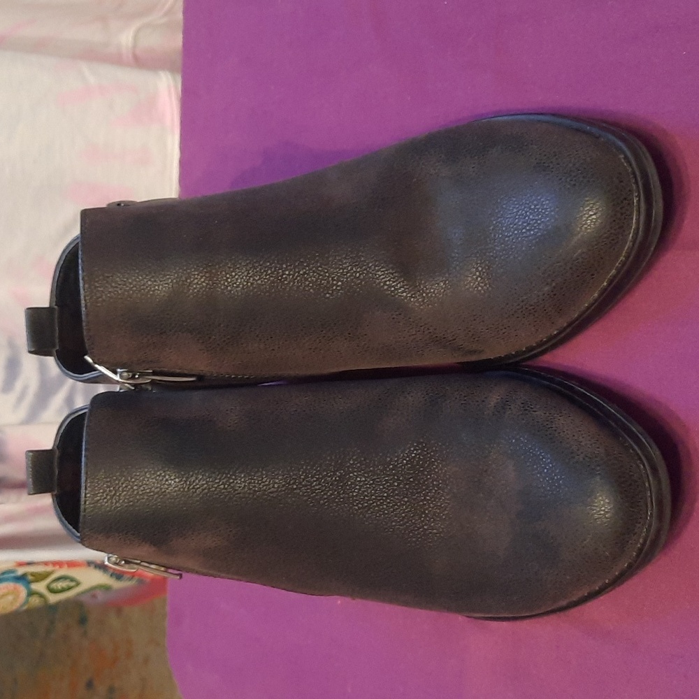 Jessica Cline ankle boots